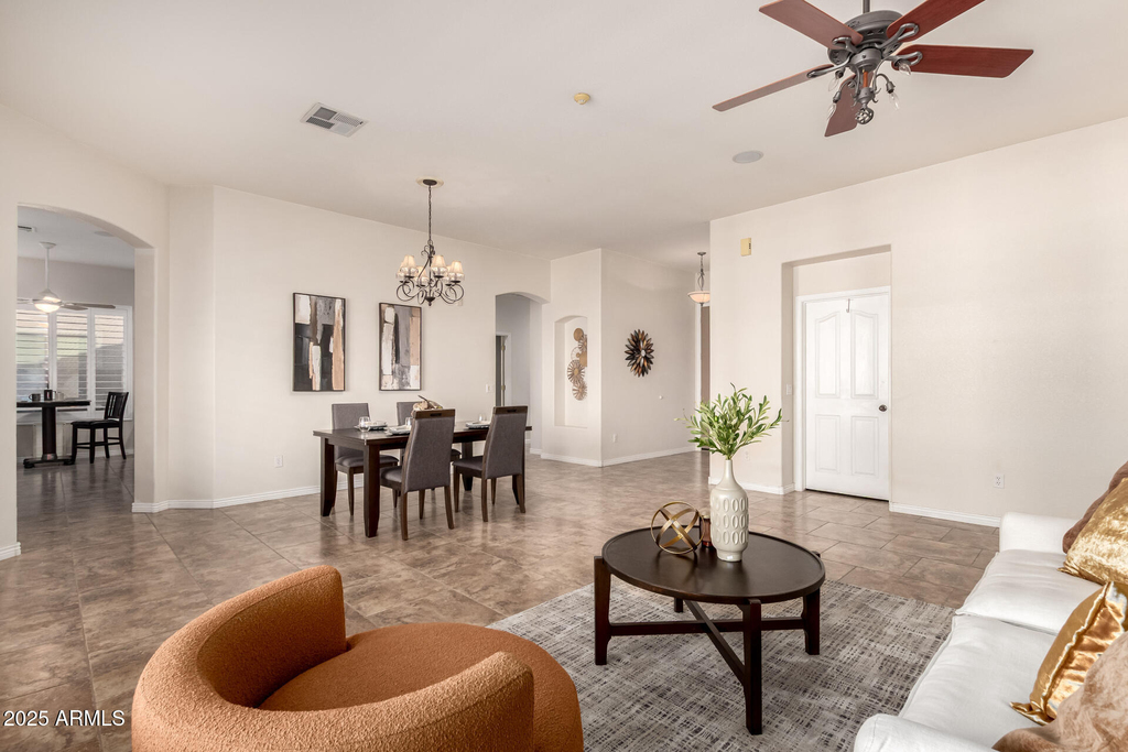 434 E Sheffield Avenue - Photo 6