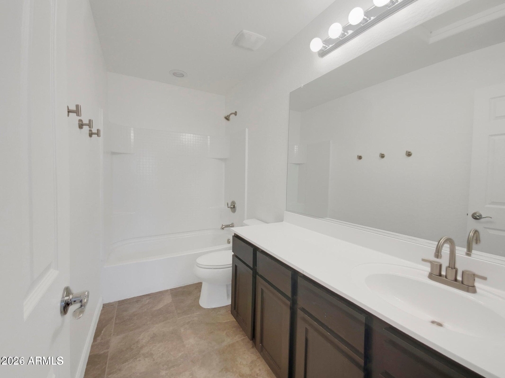 2565 E Southern Avenue - Photo 17