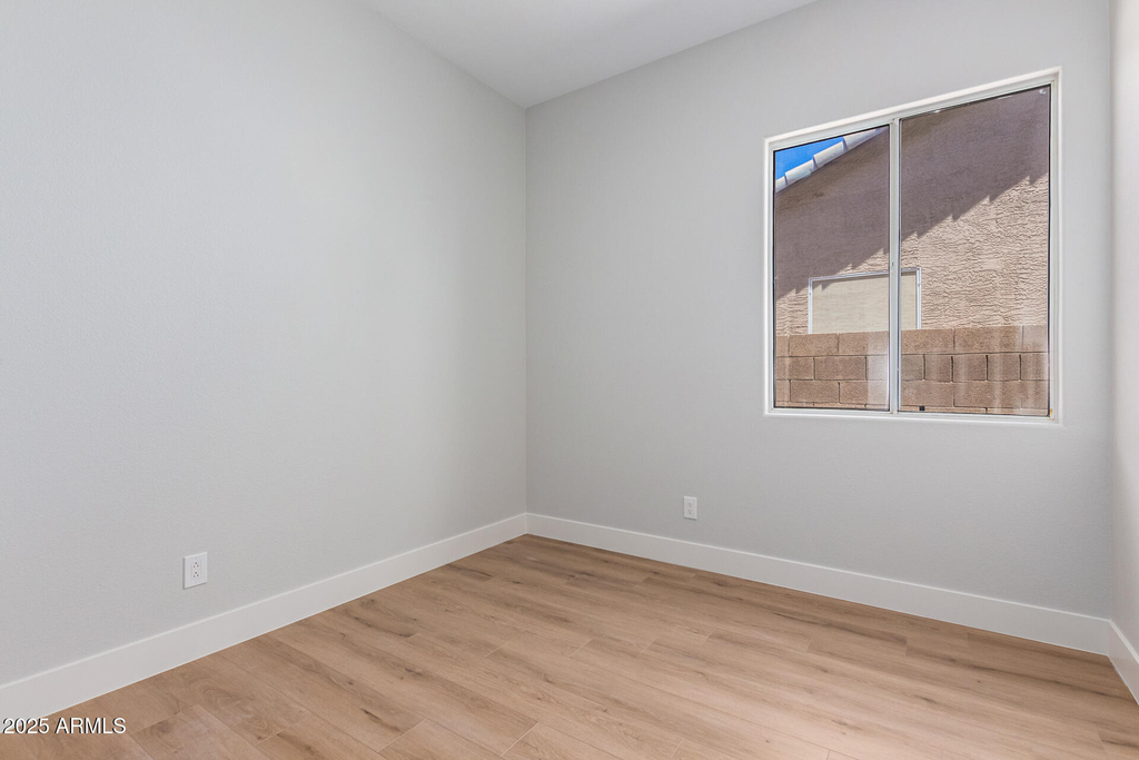 13711 W Tara Lane - Photo 4