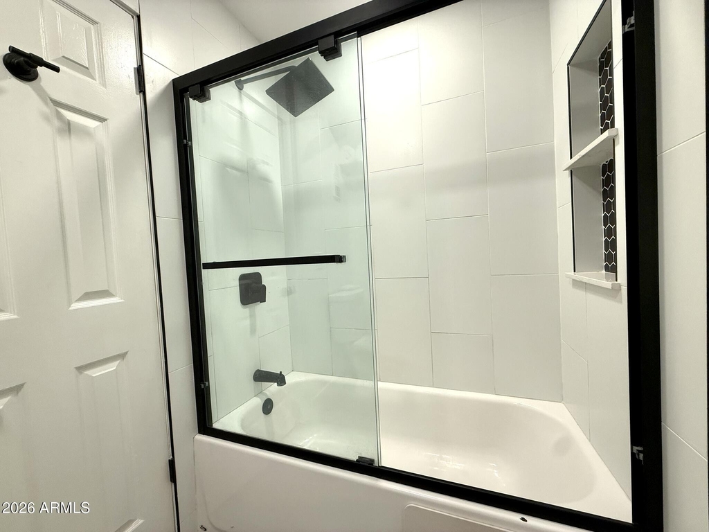 8649 E Royal Palm Road - Photo 11
