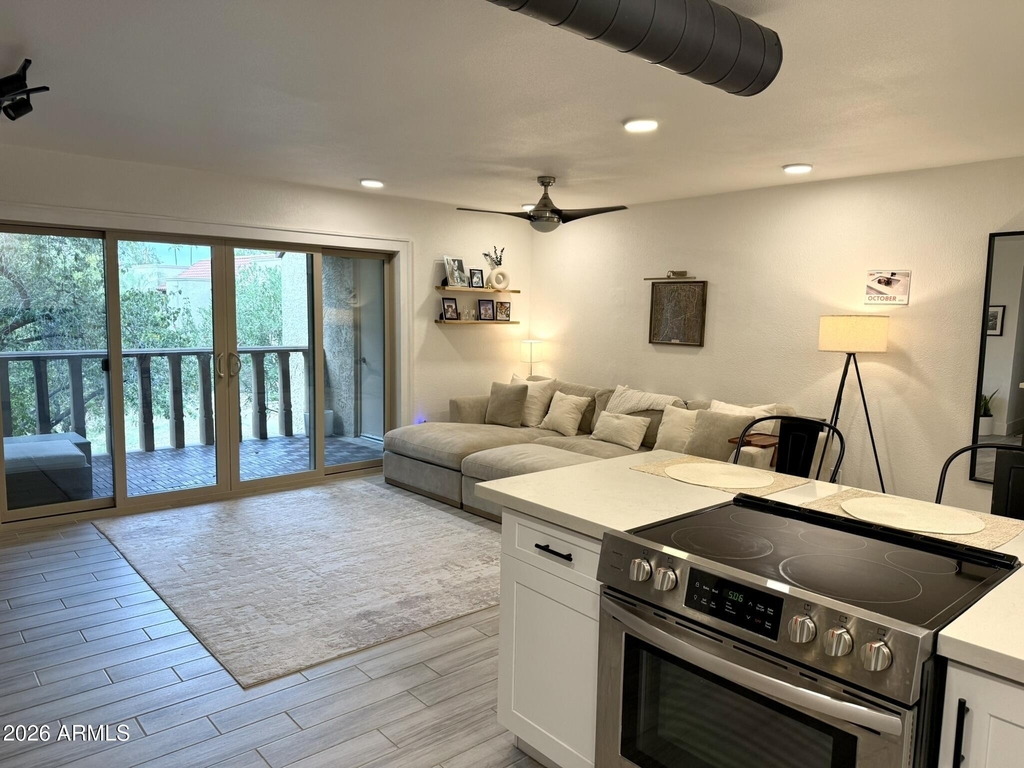 8649 E Royal Palm Road - Photo 2