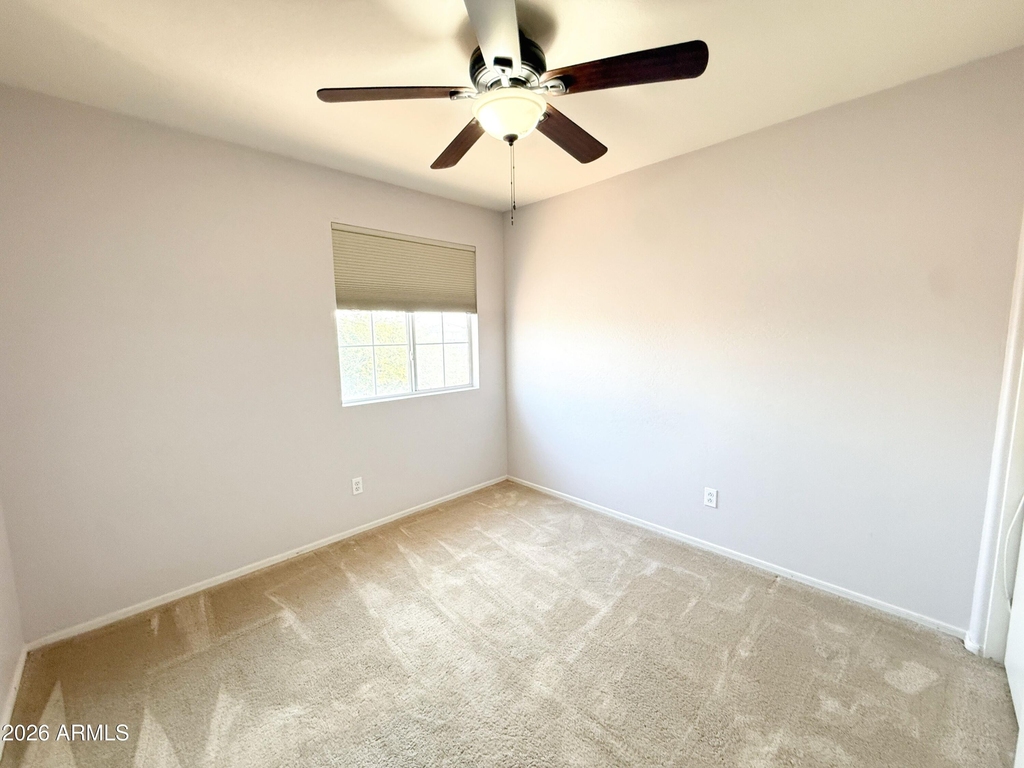 11810 W Sunnyside Drive - Photo 20