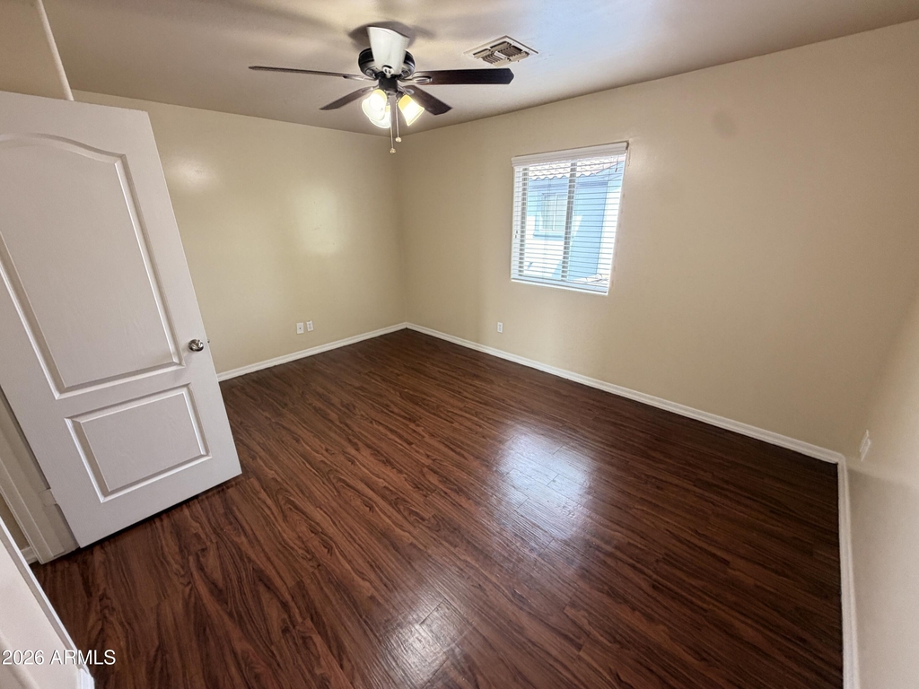 17402 N 19th Avenue - Photo 11