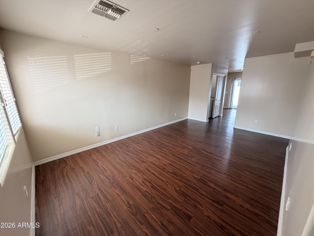 17402 N 19th Avenue - Photo 1