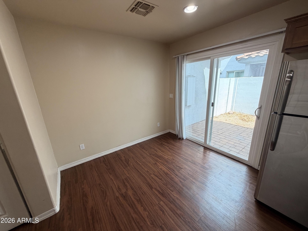 17402 N 19th Avenue - Photo 6