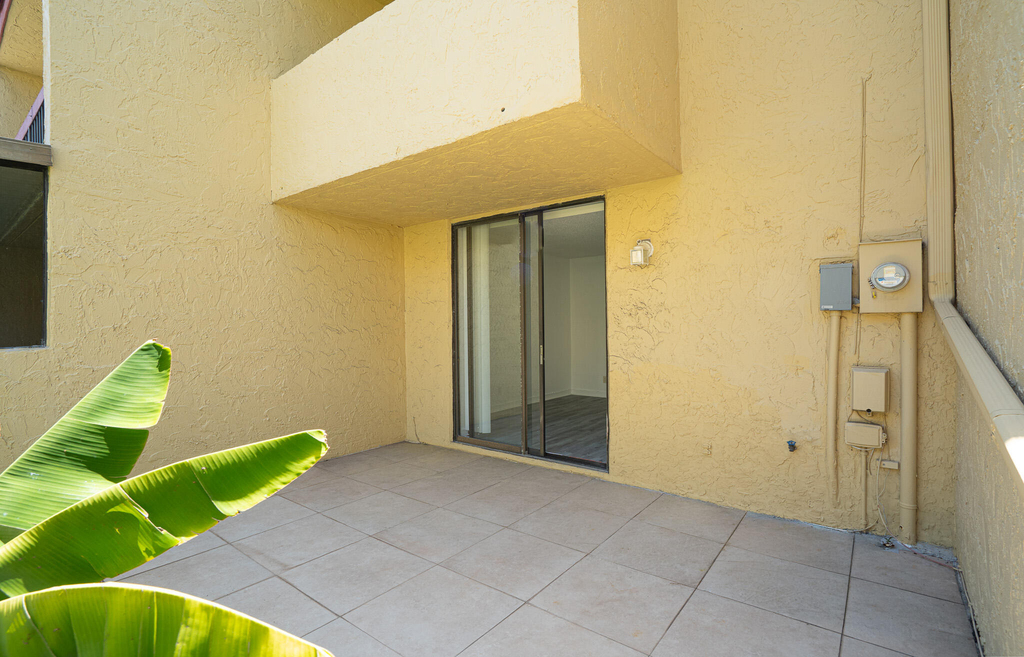 769 Se 1st Way - Photo 8