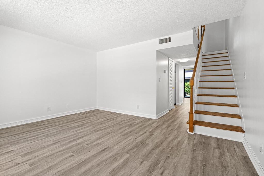 769 Se 1st Way - Photo 10
