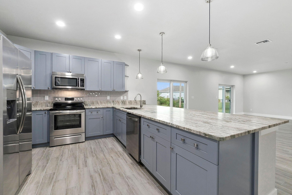 1351 Sw Don Court - Photo 5