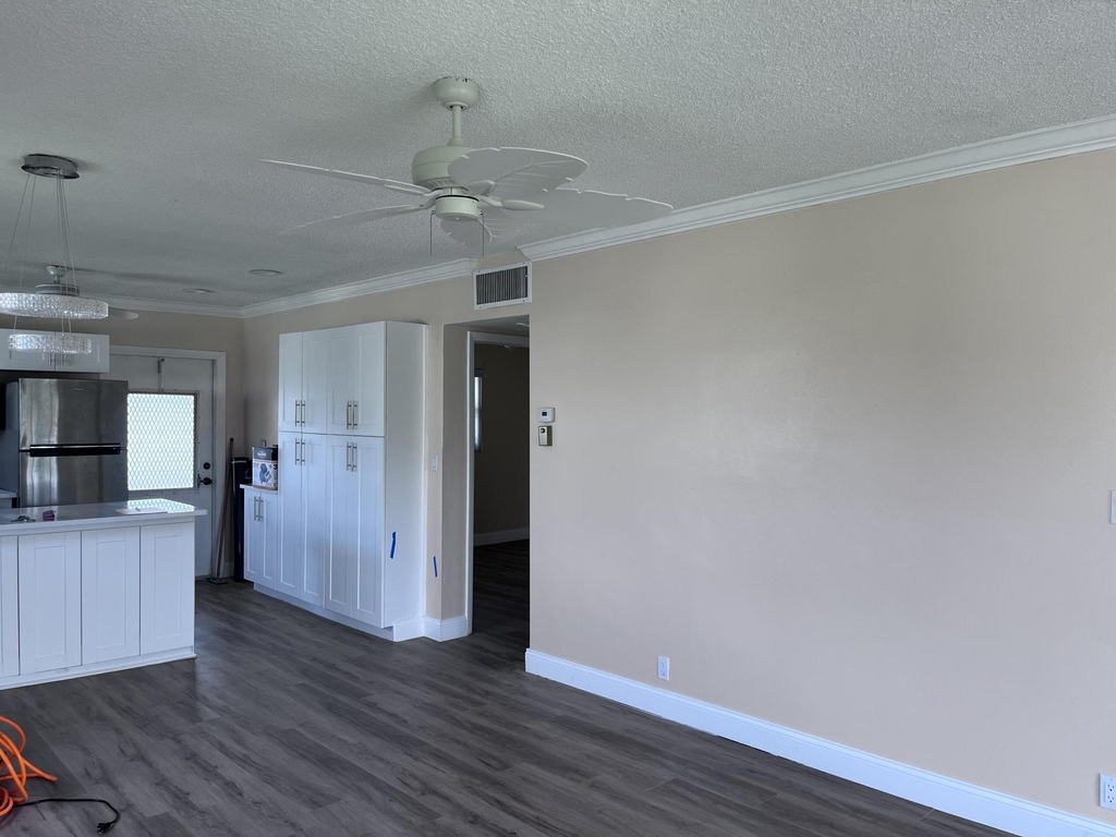 251 S Golf Boulevard - Photo 2