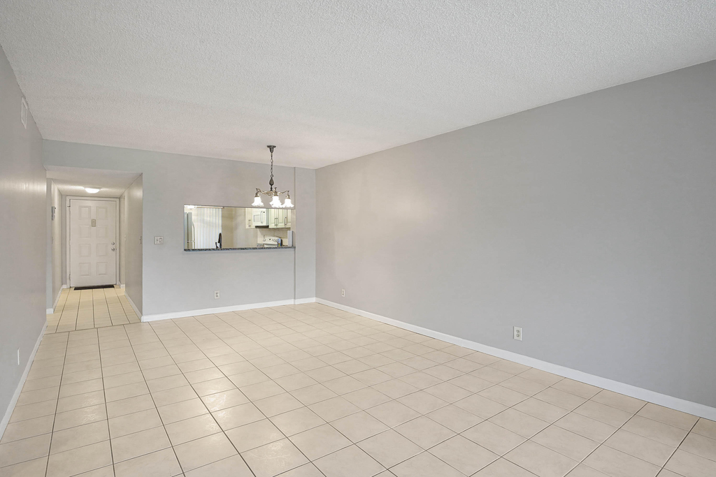 7593 Tahiti Lane - Photo 3