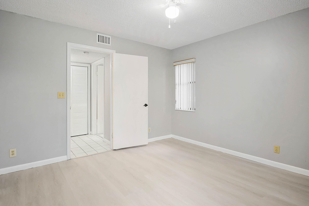 7593 Tahiti Lane - Photo 19