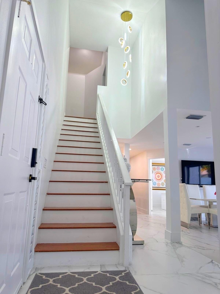 2252 Nw 53rd Street - Photo 5