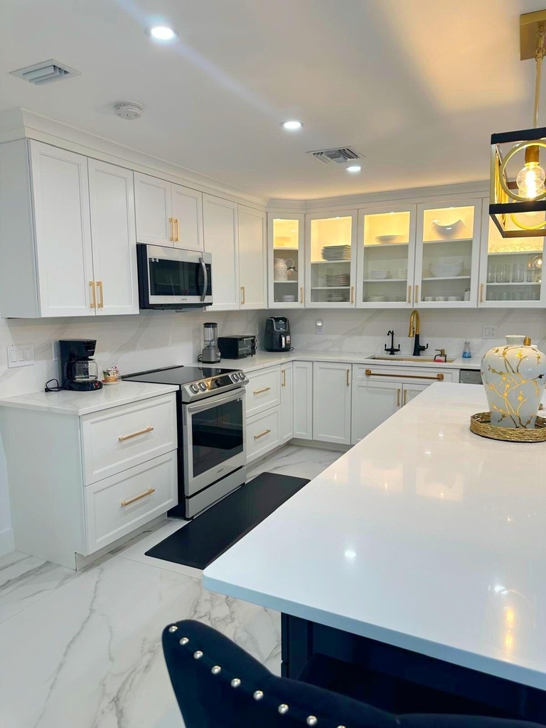 2252 Nw 53rd Street - Photo 12