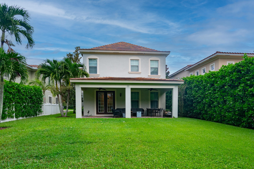 108 Canterbury Place - Photo 1