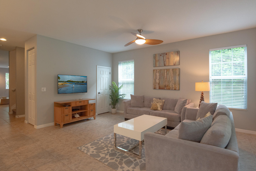 108 Canterbury Place - Photo 2