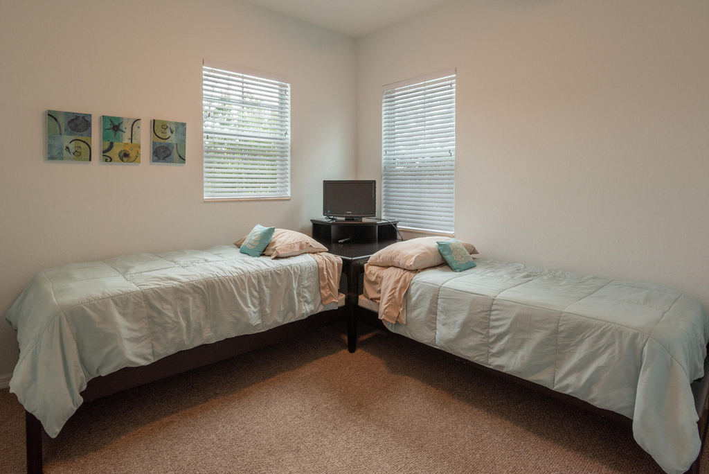 108 Canterbury Place - Photo 22