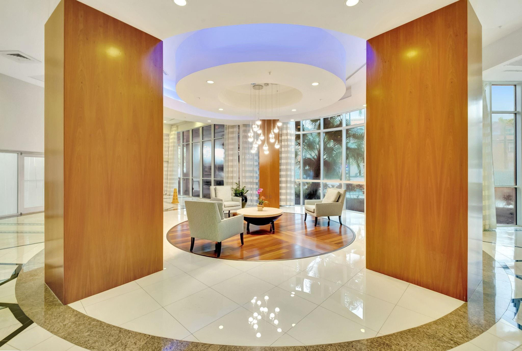 6301 Collins Avenue - Photo 9