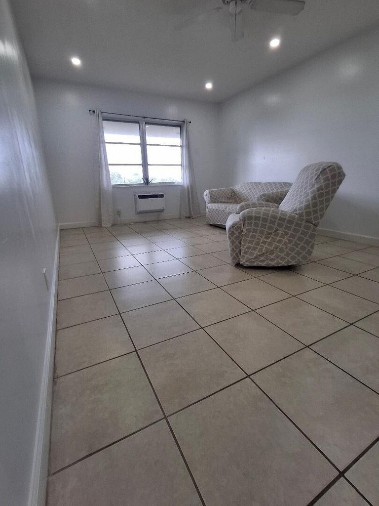 1250 E Sample Road - Photo 2