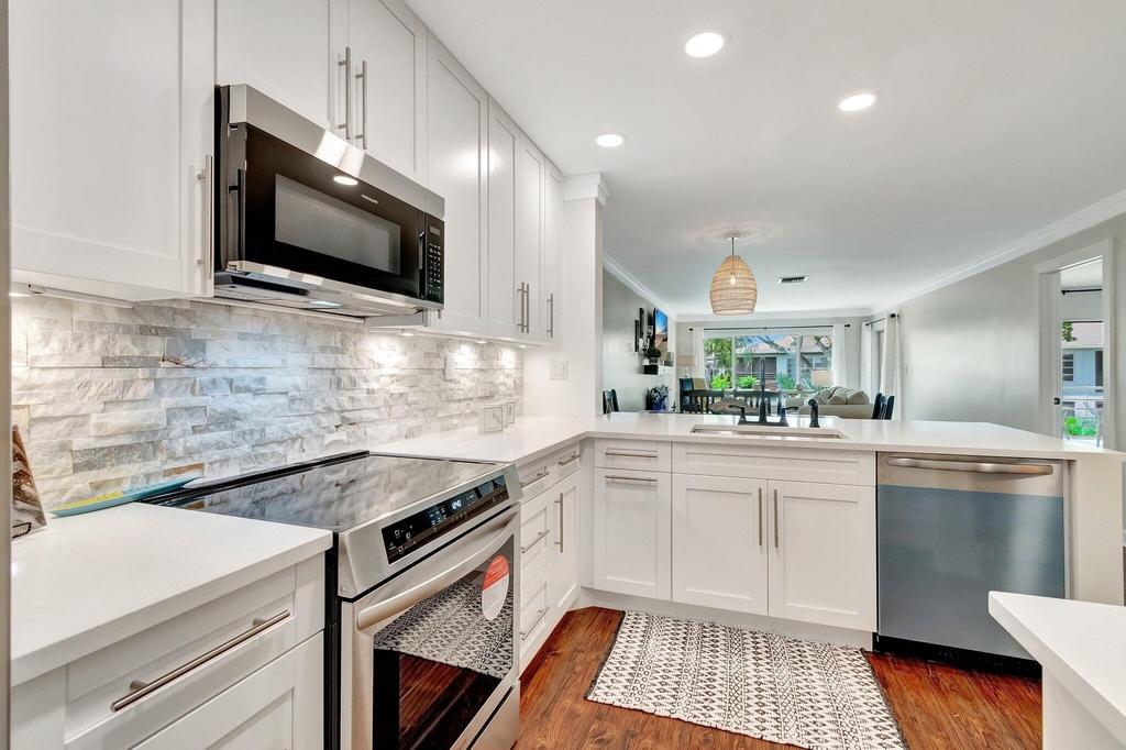 5770 Princess Palm Court - Photo 3