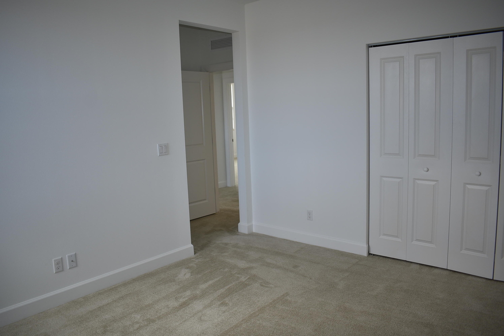 8865 Kingsmoor Way - Photo 9