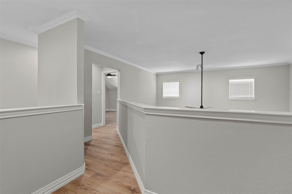 421 W Windsor Drive - Photo 17