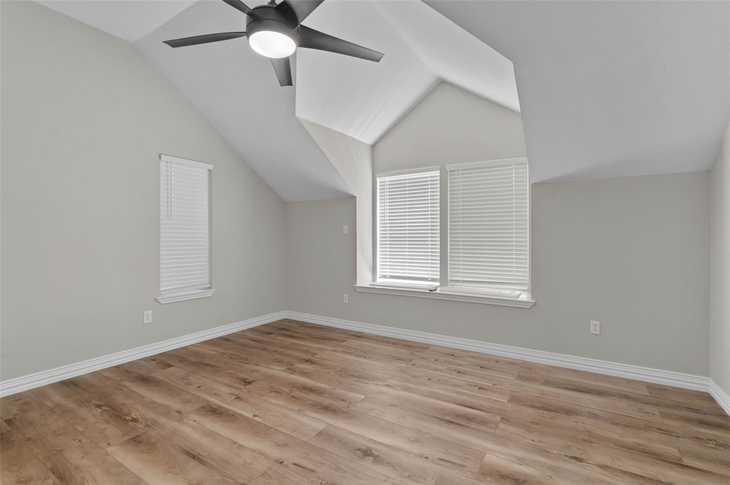 421 W Windsor Drive - Photo 13