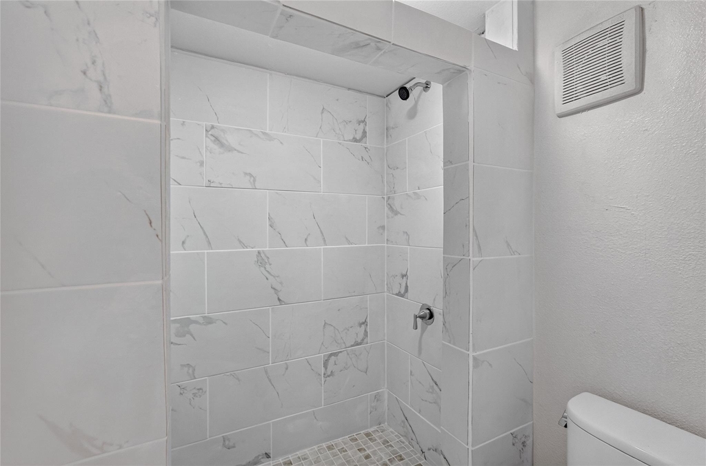 9170 Forest Lane - Photo 13