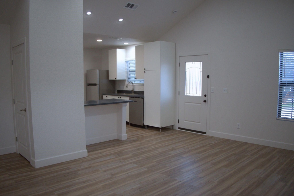 241 Brushy Creek Trail - Photo 8