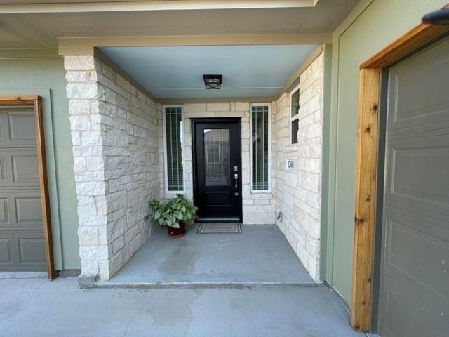 12600 Plassmeyer Place - Photo 0