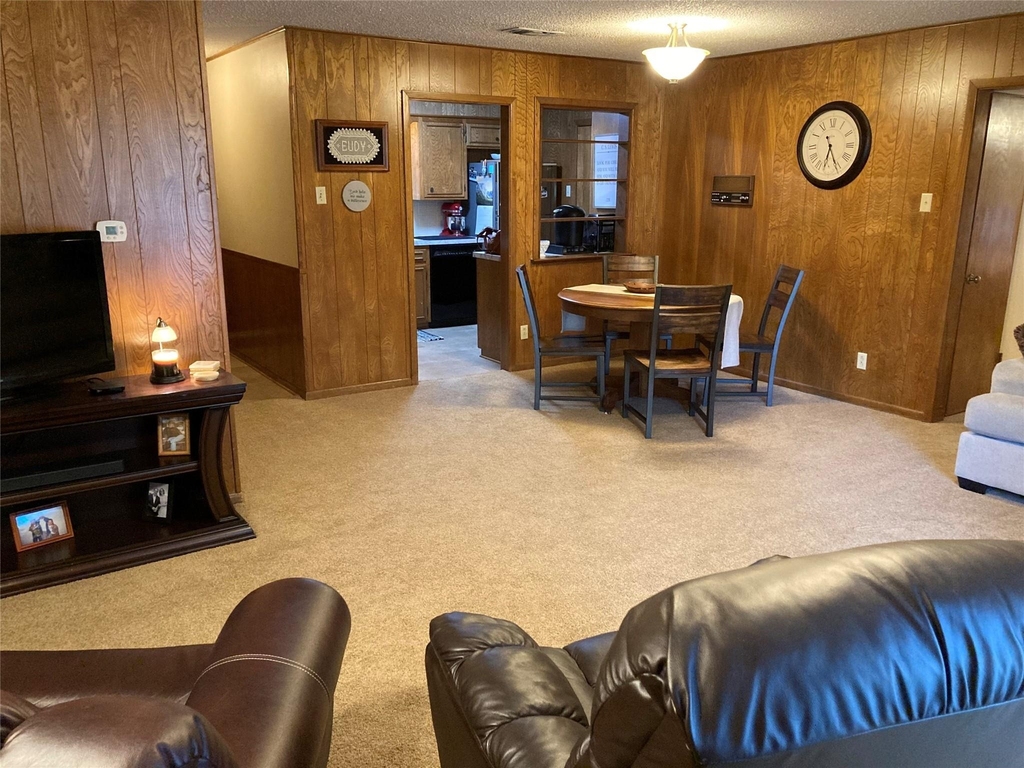 1003 Cactus Street - Photo 7