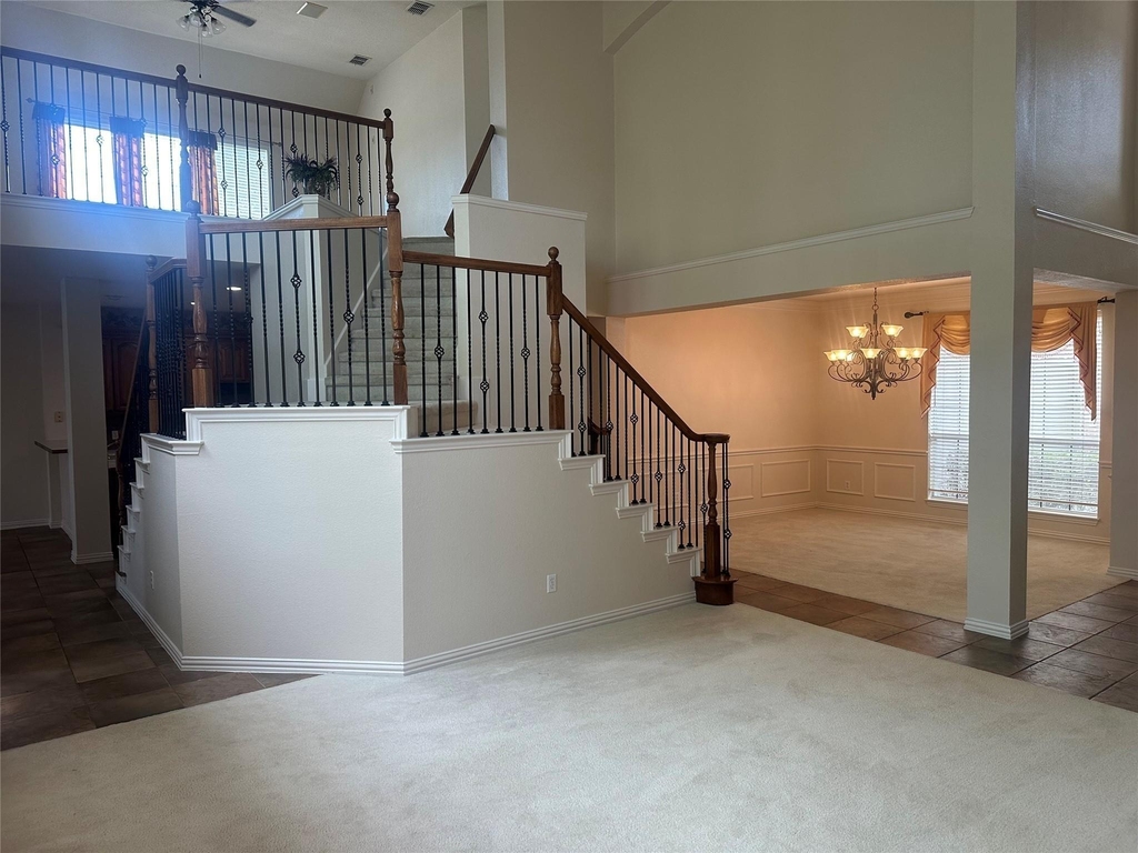 715 Wheaton Court - Photo 14