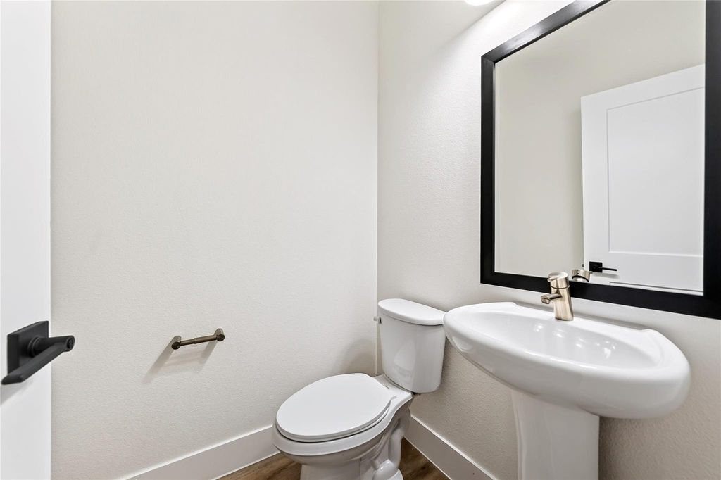 2902 Serenity Lane - Photo 16
