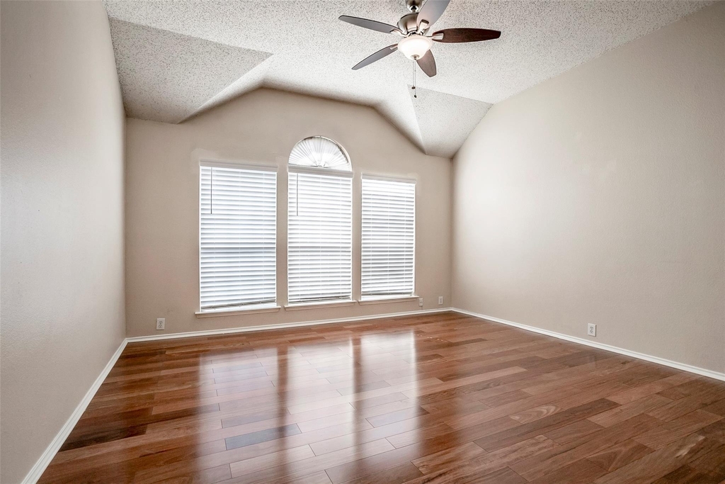 206 Meredith Court - Photo 18