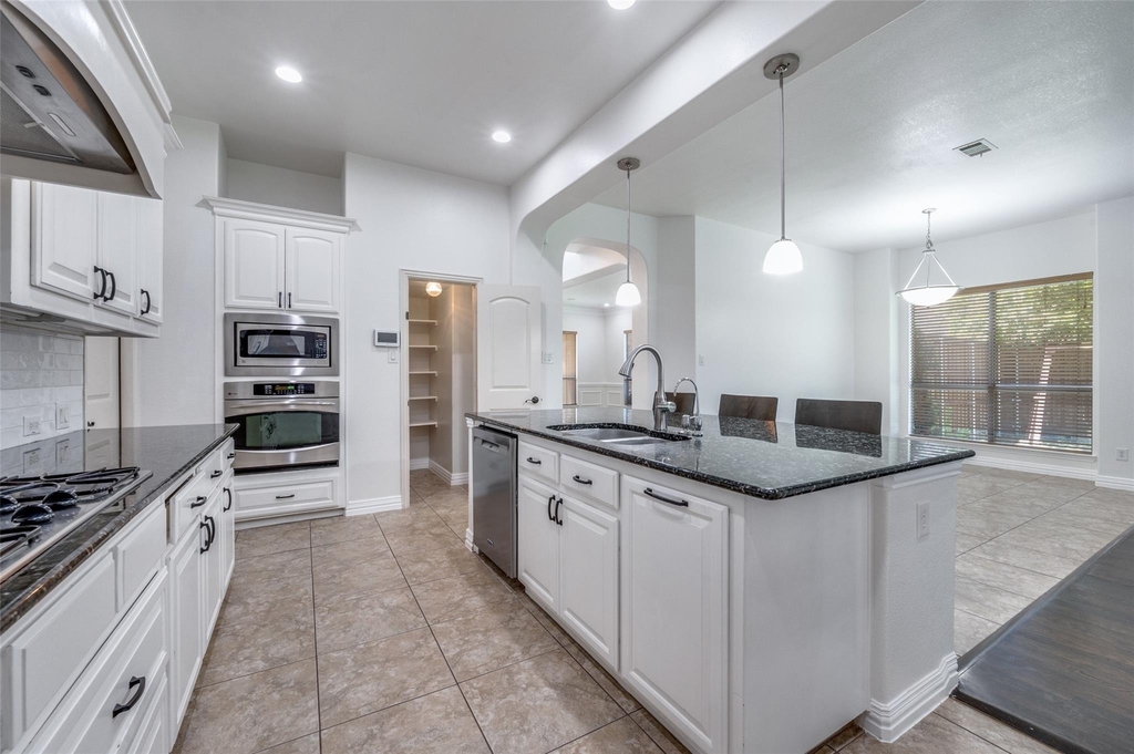 2043 Loma Alta Drive - Photo 3