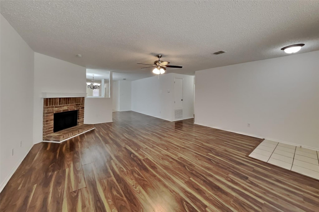 5145 Cliff Oaks Drive - Photo 2
