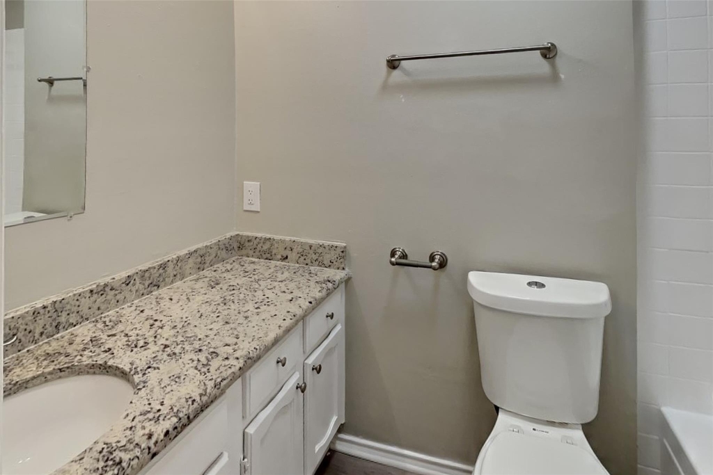 1217 Seabrook Drive - Photo 15