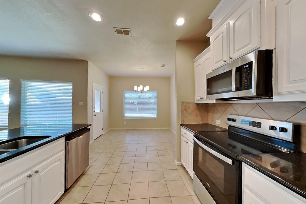 1716 Kachina Lodge Road - Photo 3