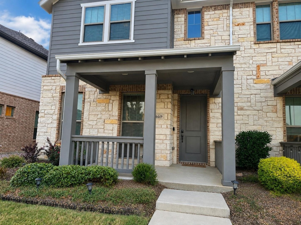 6449 Iron Horse Boulevard - Photo 0