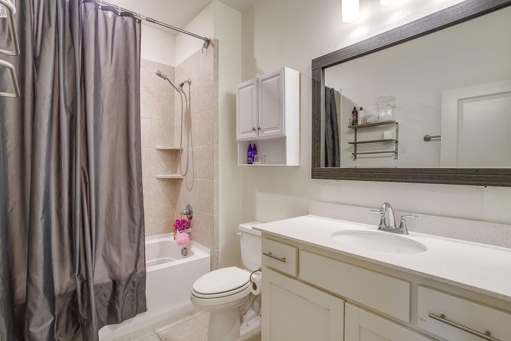 6449 Iron Horse Boulevard - Photo 11