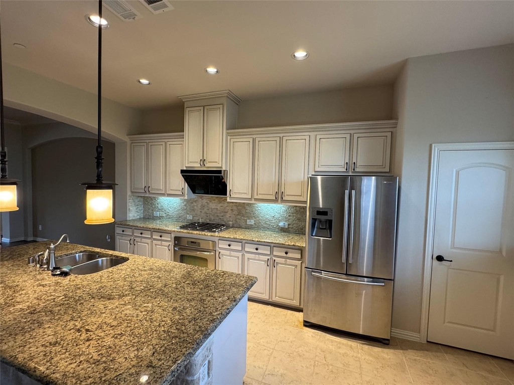 6464 Naples Drive - Photo 2