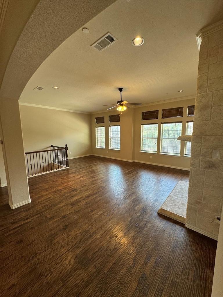 6464 Naples Drive - Photo 4