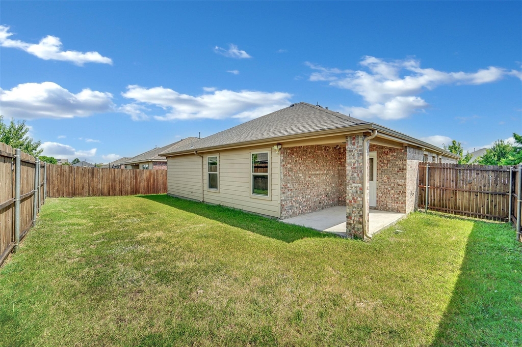 1810 Prairie View Drive - Photo 24