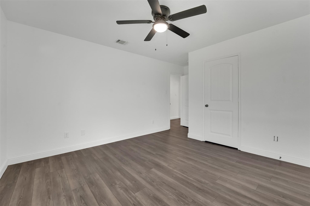 1810 Prairie View Drive - Photo 17