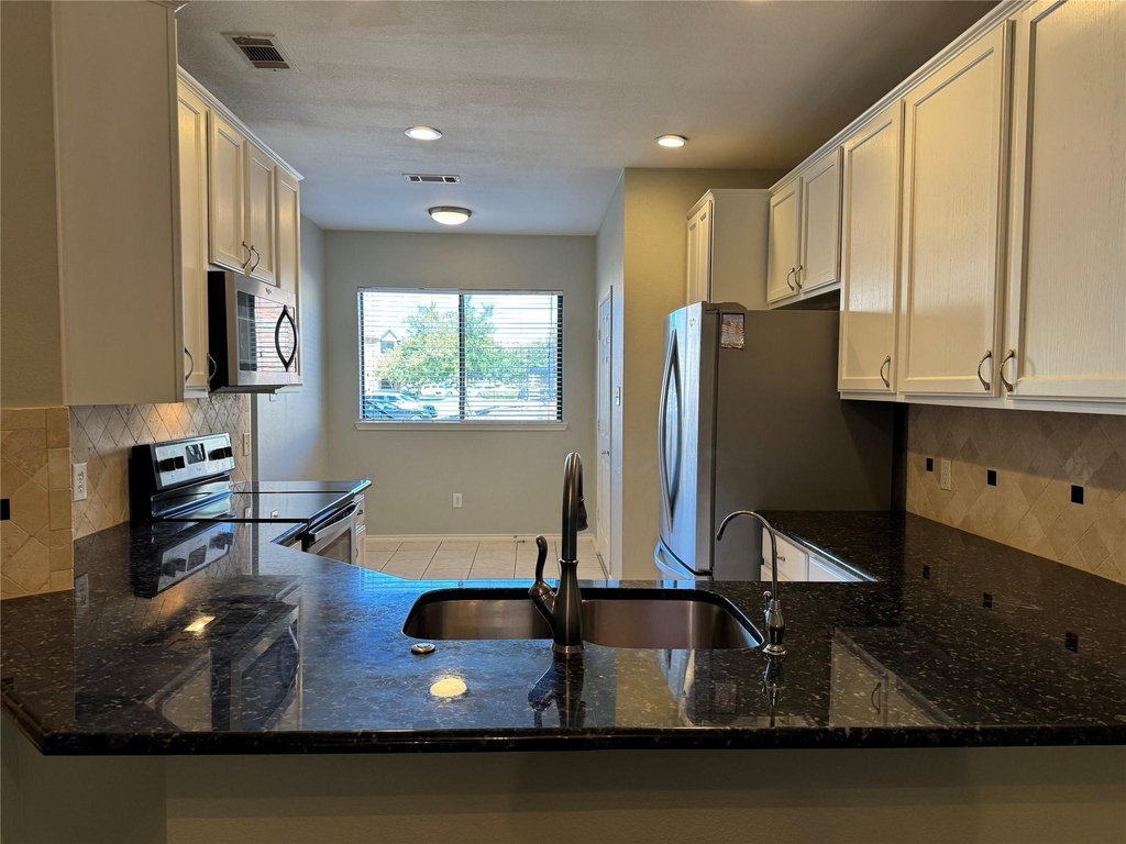 2026 Signal Ridge Place - Photo 10