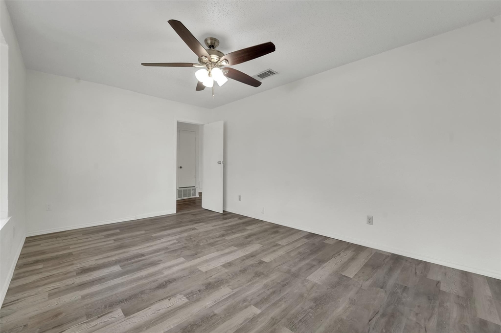 2135 Wheaton Drive - Photo 3