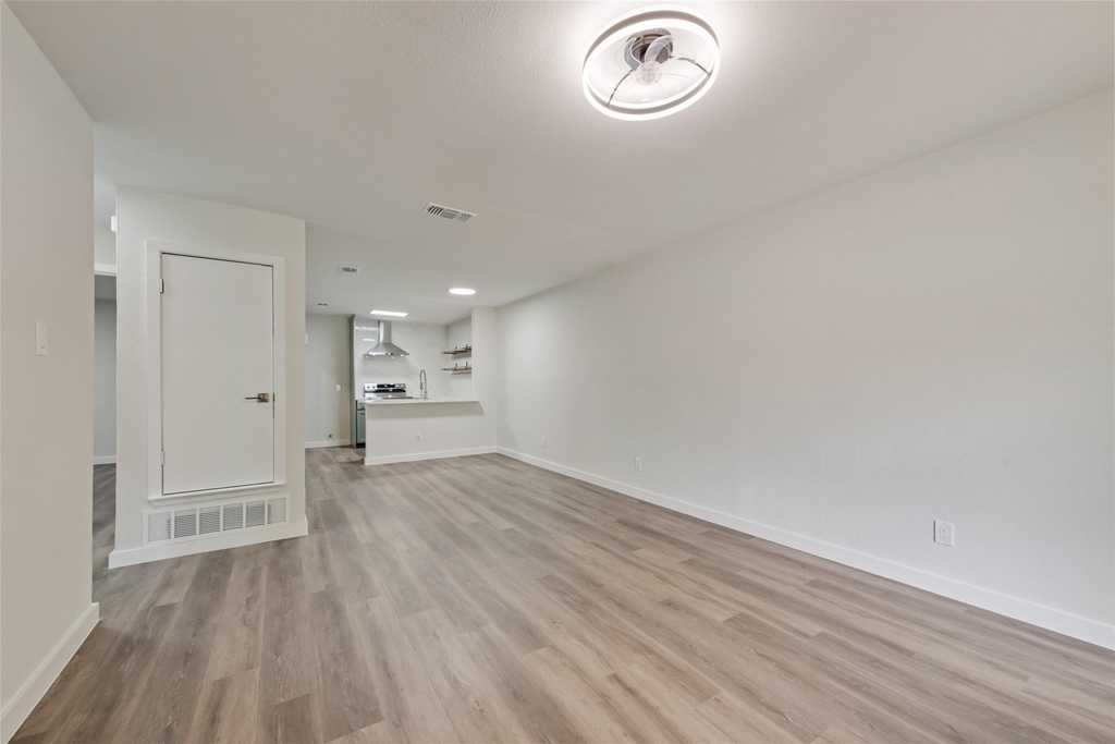 1000 S Mary Street - Photo 4