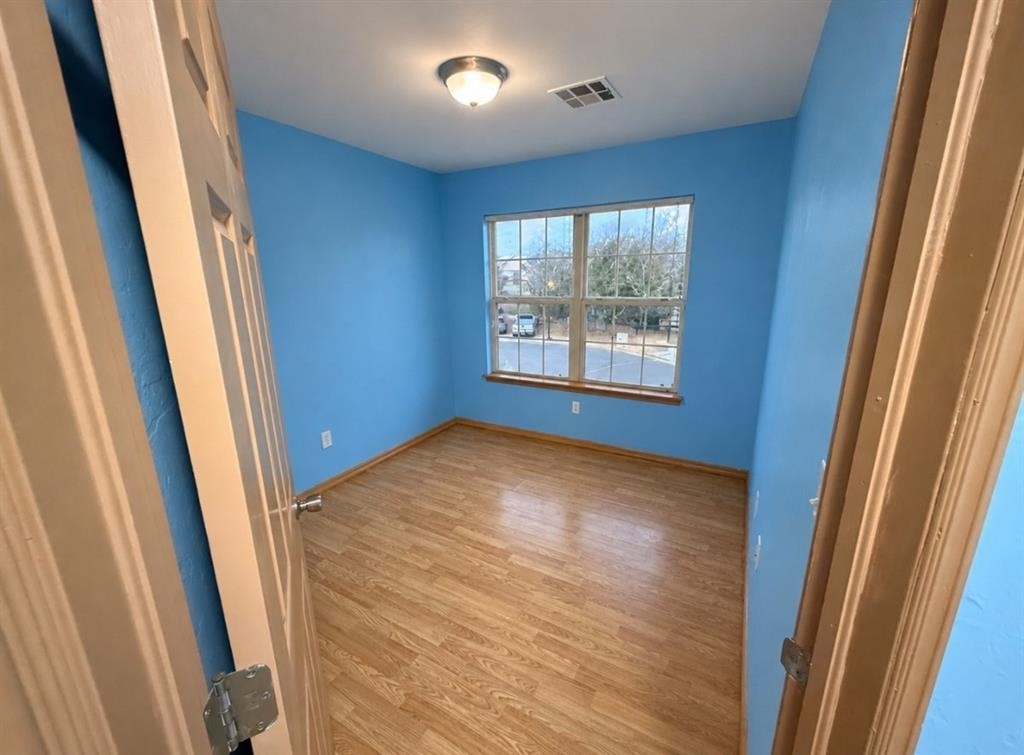 12013 Garden Court - Photo 11