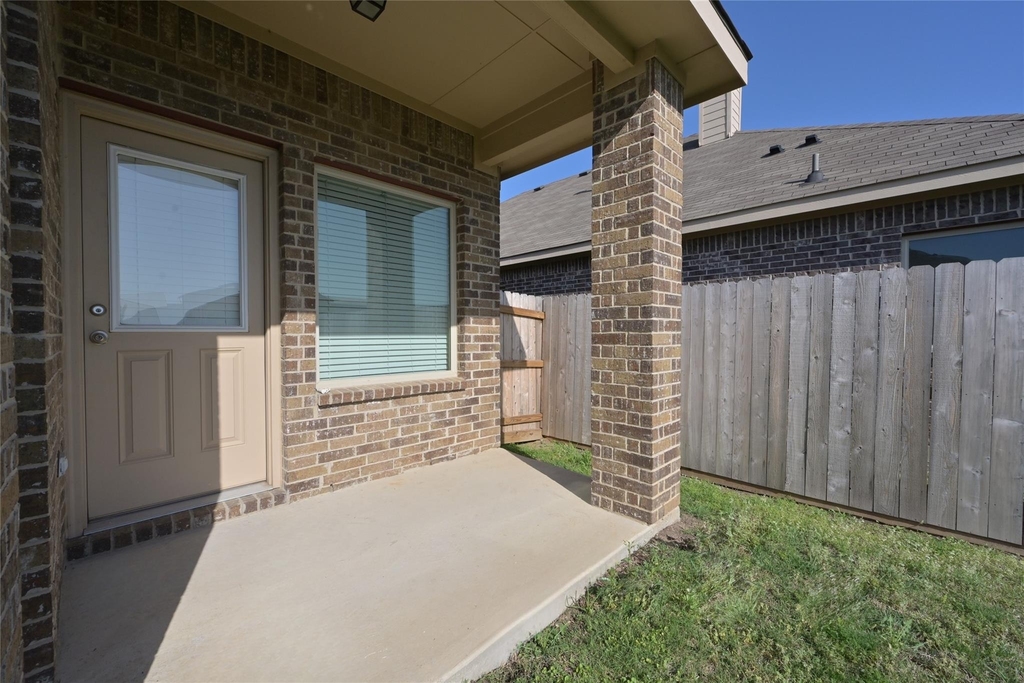 5933 Comanche Peak Drive - Photo 33