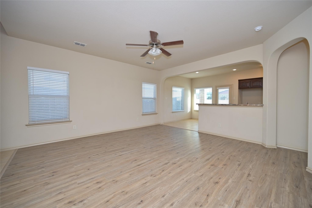 5933 Comanche Peak Drive - Photo 14