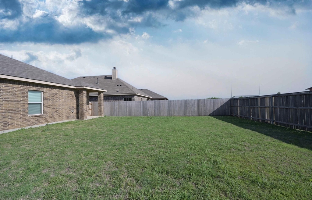 5933 Comanche Peak Drive - Photo 36